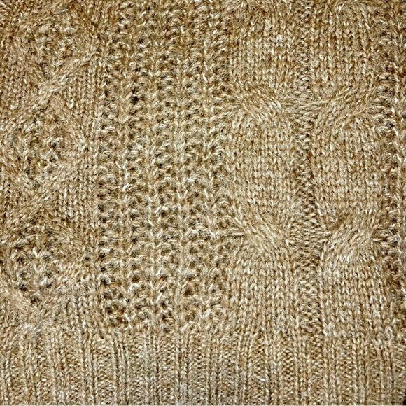 Vero Moda Brielle Cable Kint Sweater Vest in Fossil - Picture 9 of 11